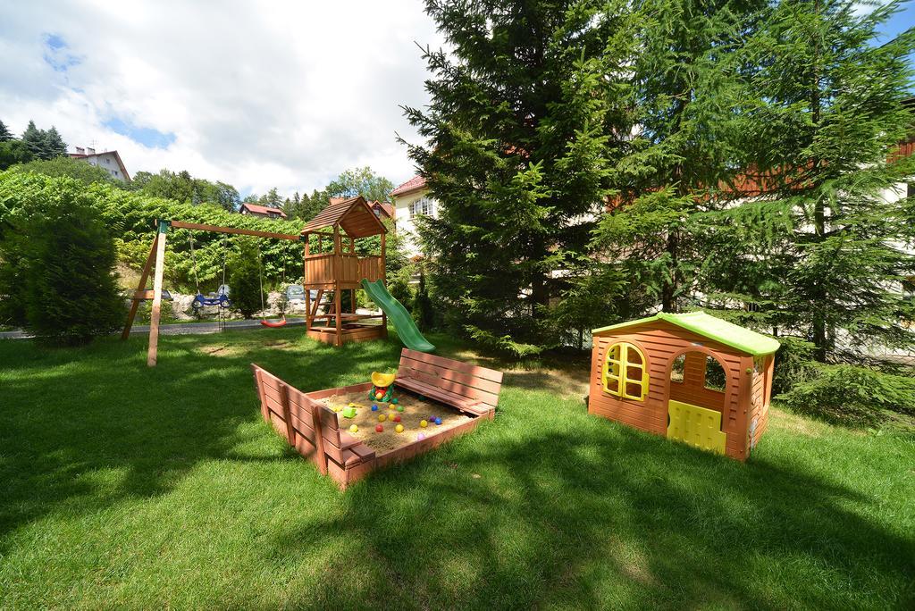 Lesny Dwor Bed & Breakfast Karpacz Exterior foto