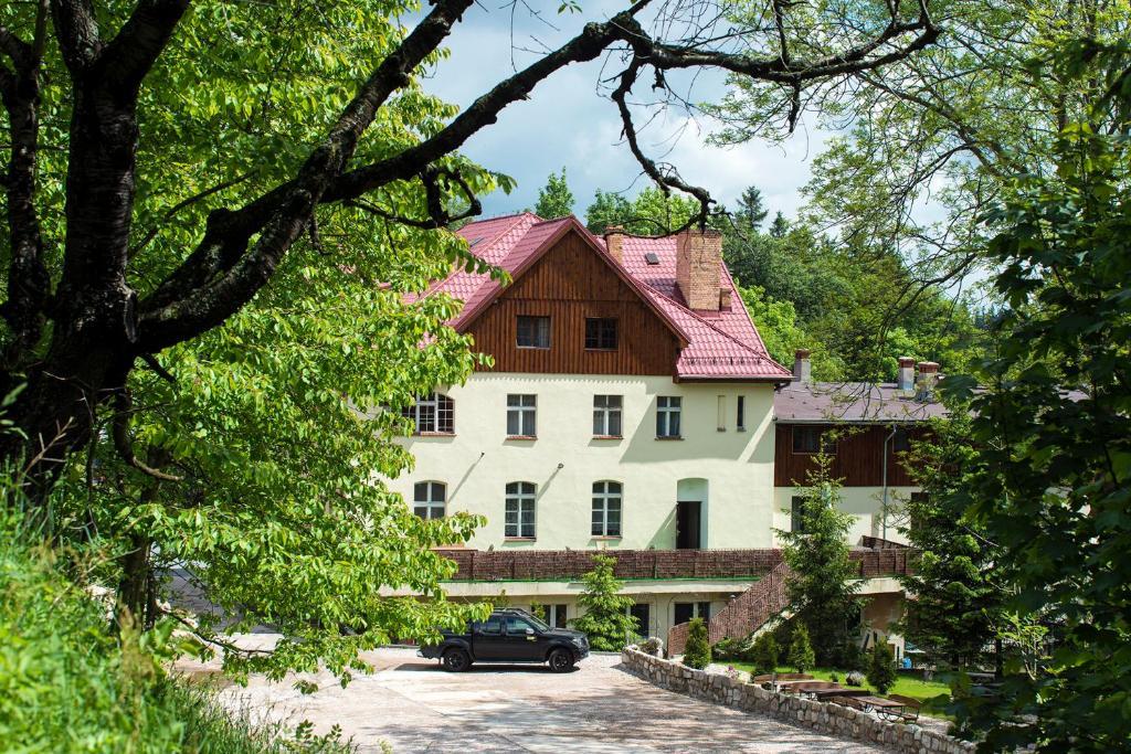Lesny Dwor Bed & Breakfast Karpacz Exterior foto