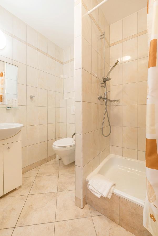 Lesny Dwor Bed & Breakfast Karpacz Exterior foto